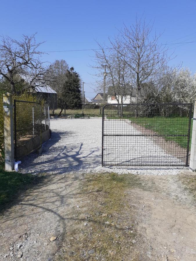 Le Clos Doux Ceaux Exterior photo