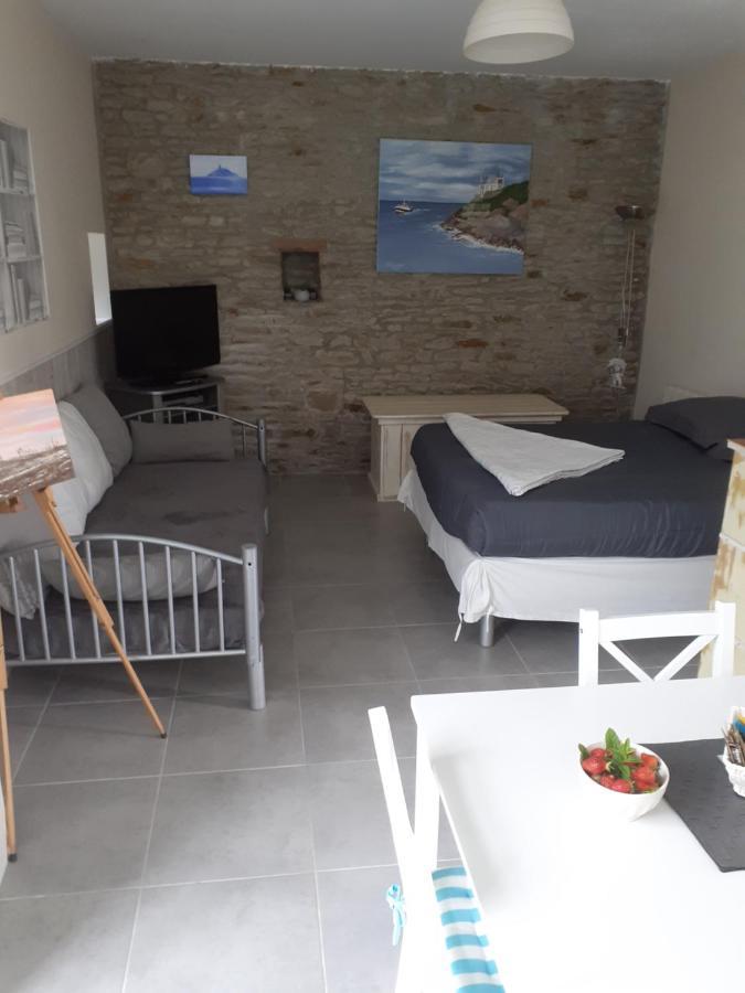 Le Clos Doux Ceaux Exterior photo